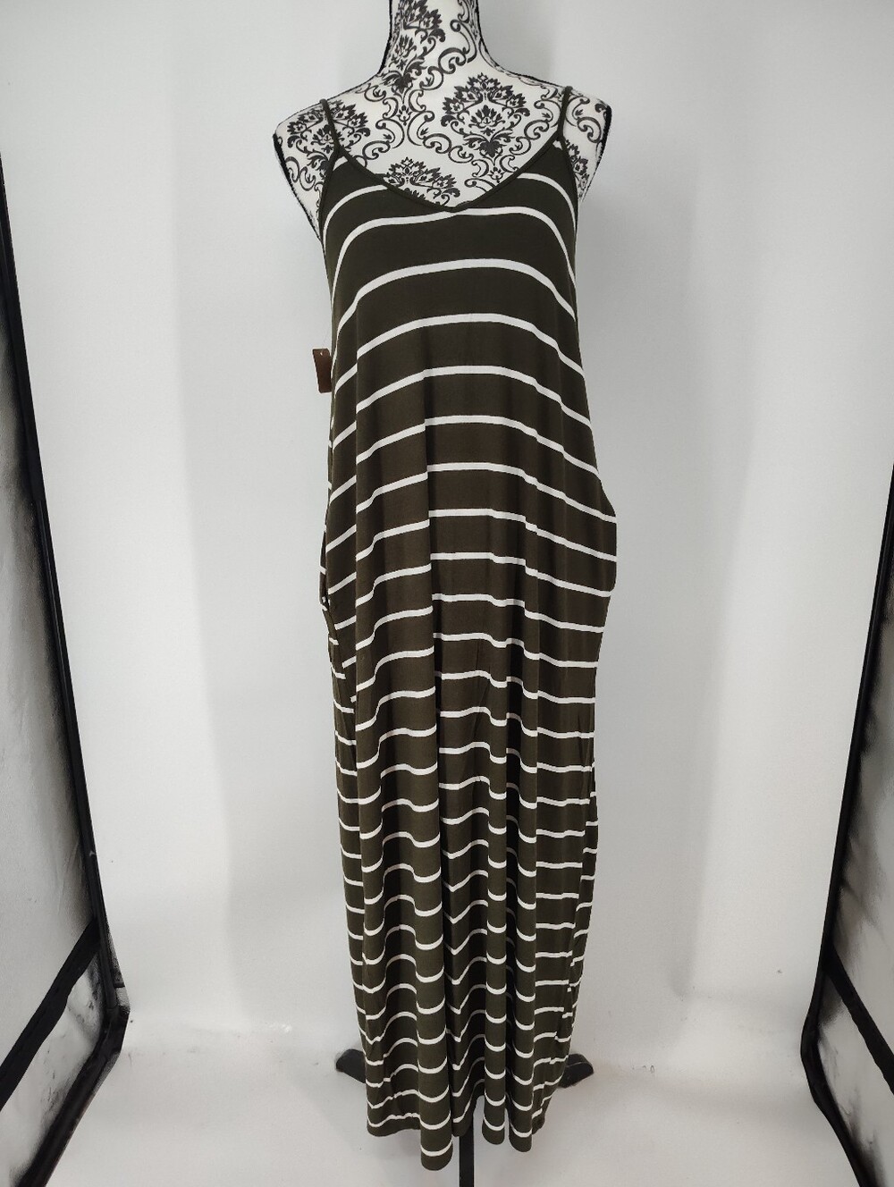 Zenana Premium Women's Olive & White Striped Spaghetti Strap Maxi Dress Size Sm